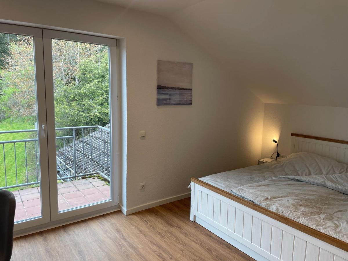 Ferienwohnung Traumhaus Am Wald 2 Daun Exterior foto