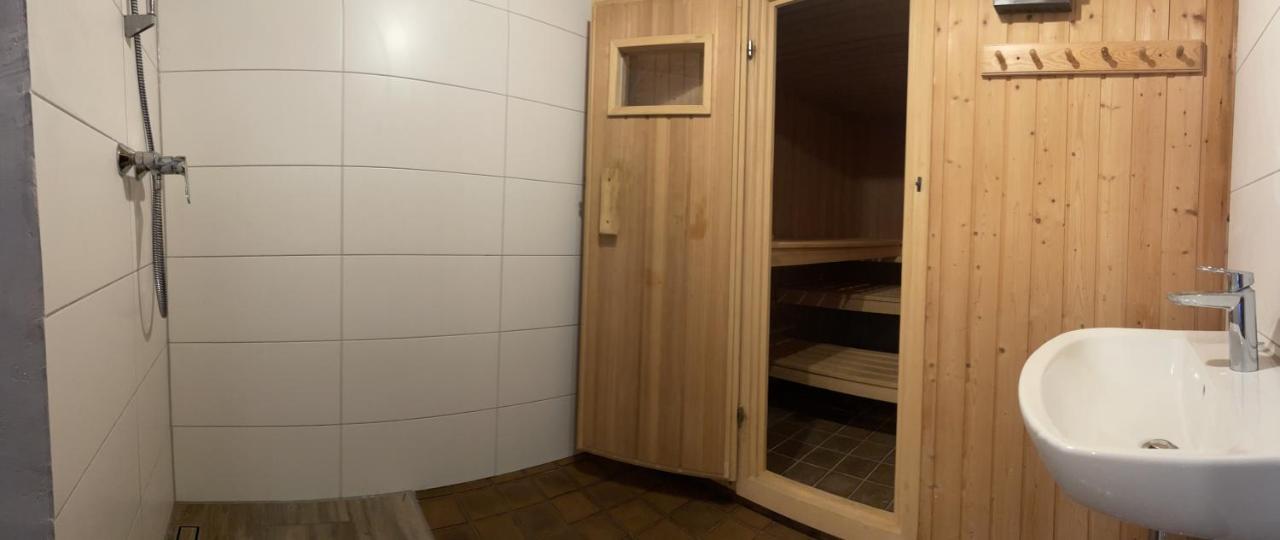 Ferienwohnung Traumhaus Am Wald 2 Daun Exterior foto