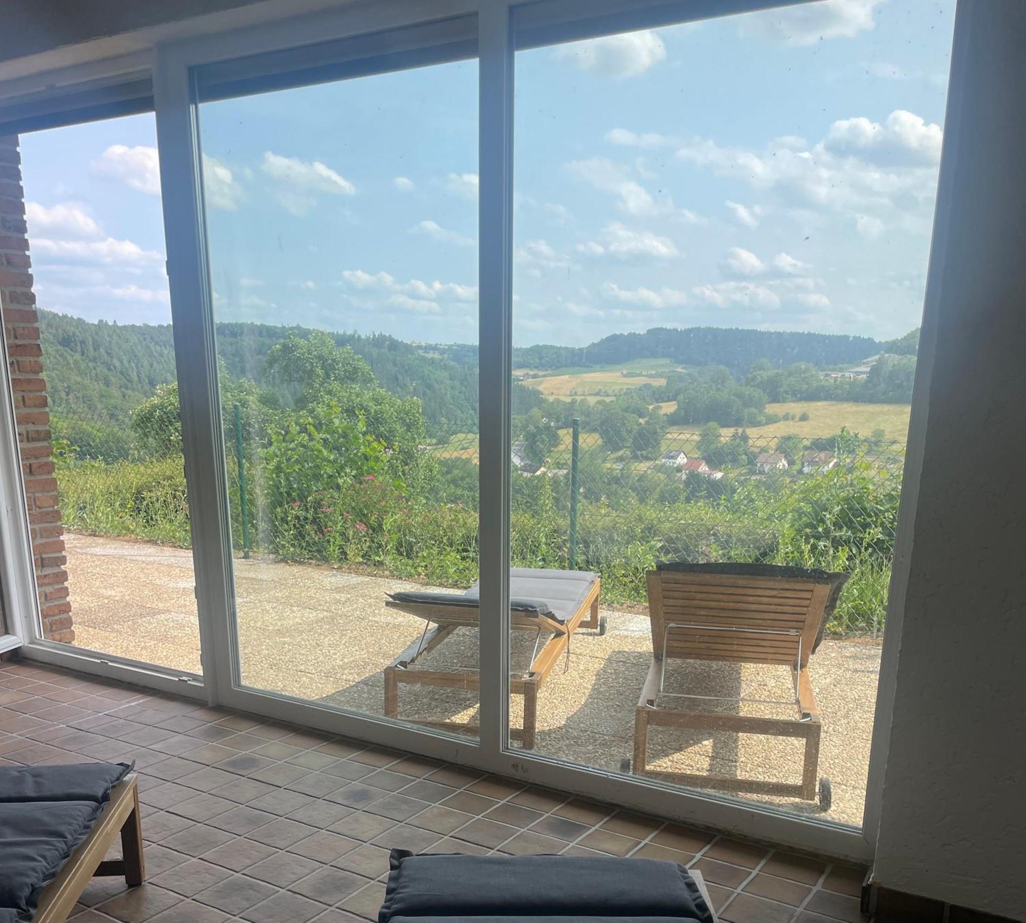 Ferienwohnung Traumhaus Am Wald 2 Daun Exterior foto